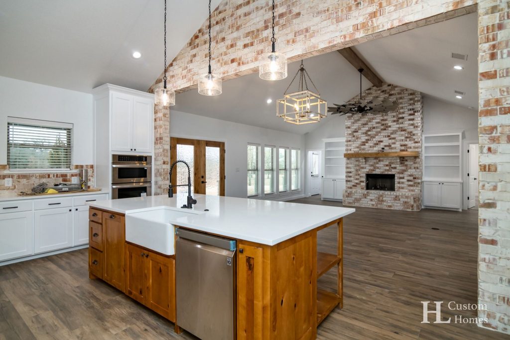 Springtown, TX Barndominium by HL Custom Homes - Interior Kitchen 5