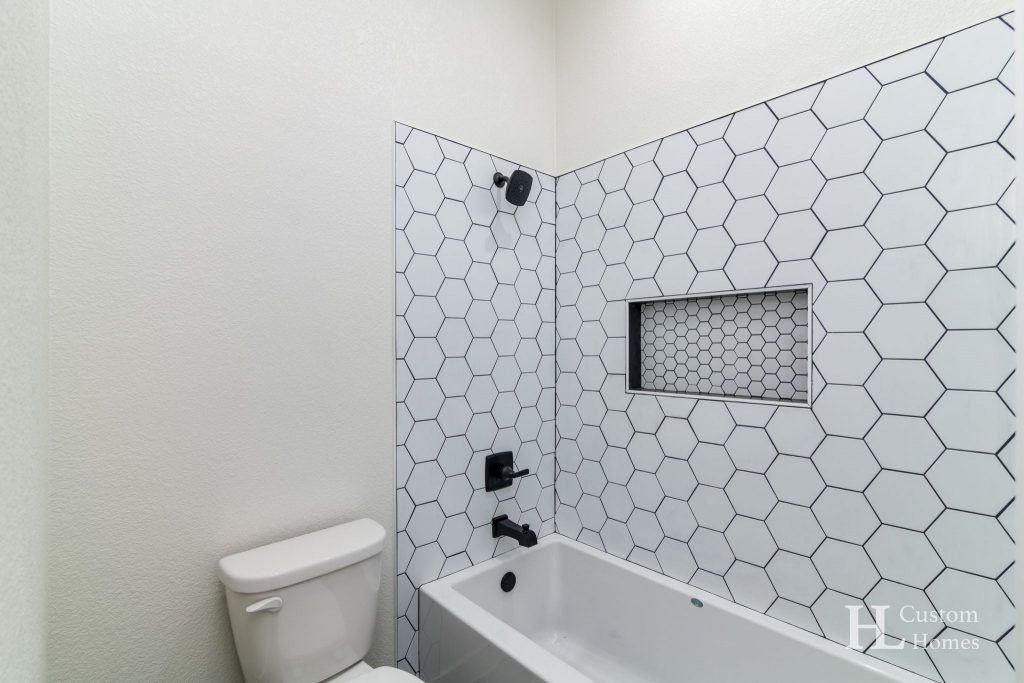 Chico, TX Barndominium by HL Custom Homes - Guest Bathroom 2 
